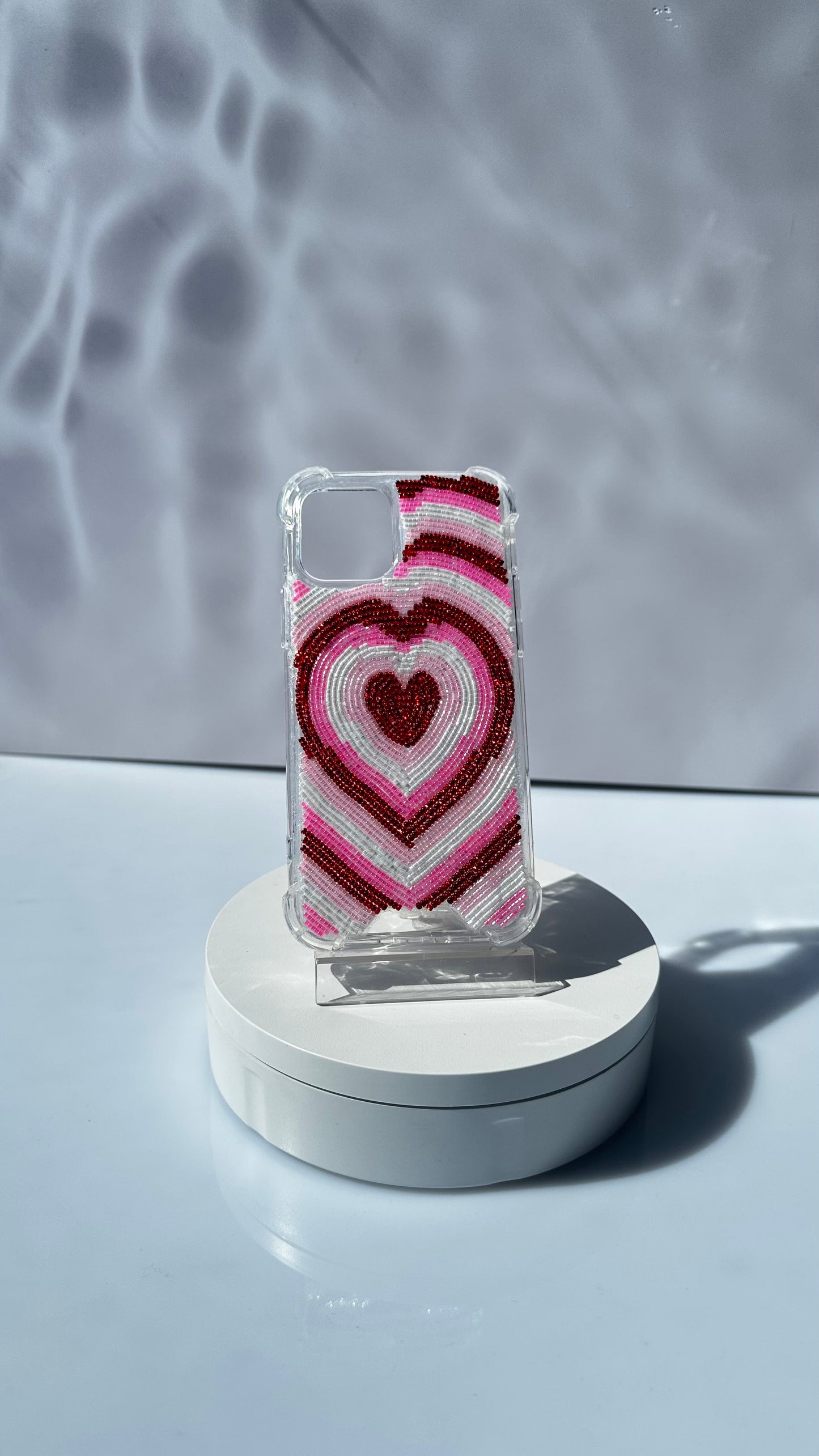 Funda para celular LOVE AT FIRST CASE CORAZONES